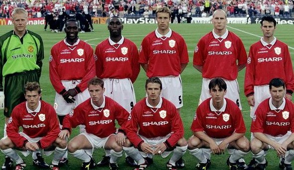 一名成员在 一名成员在